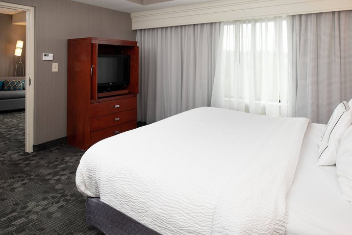 Imagen de la habitación del Hotel Courtyard By Marriott High Point. Foto 5