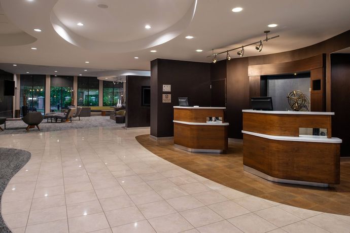 Imagen de los interiores del Hotel Courtyard By Marriott High Point. Foto 18