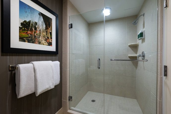 Imagen de la habitación del Hotel Courtyard By Marriott High Point. Foto 14