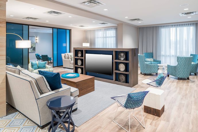 Imagen de los interiores del Hotel Courtyard By Marriott Hilton Head Island. Foto 19