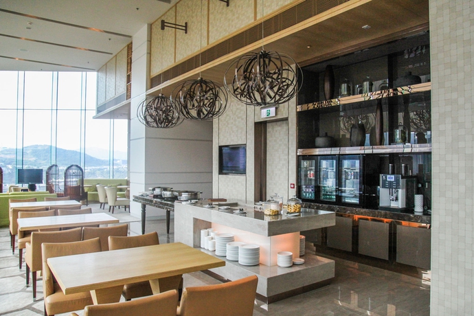 Imagen de la habitación del Hotel Courtyard By Marriott Hong Kong Sha Tin. Foto 11