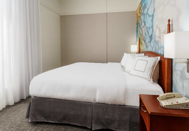 Imagen de la habitación del Hotel Courtyard By Marriott Houston Downtown/convention Center. Foto 6