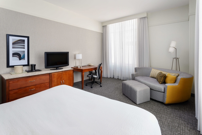 Imagen de la habitación del Hotel Courtyard By Marriott Houston Downtown/convention Center. Foto 12