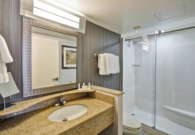 Imagen de la habitación del Hotel Courtyard By Marriott Houston I-10 West/energy Corridor. Foto 5
