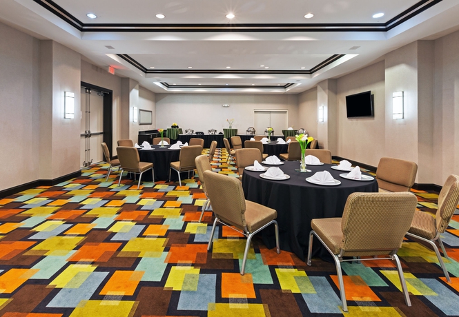 Imagen de los interiores del Hotel Courtyard By Marriott Houston Kemah. Foto 10