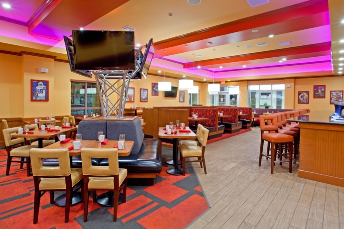 Imagen del bar/restaurante del Hotel Courtyard By Marriott Houston Kemah. Foto 5