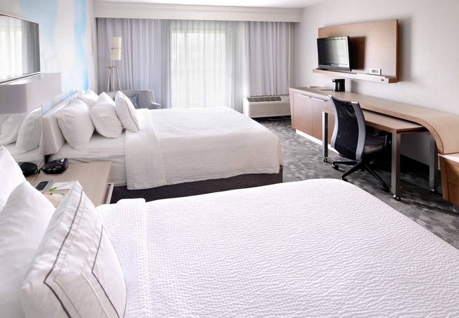 Imagen de la habitación del Hotel Courtyard By Marriott Houston Northwest. Foto 7