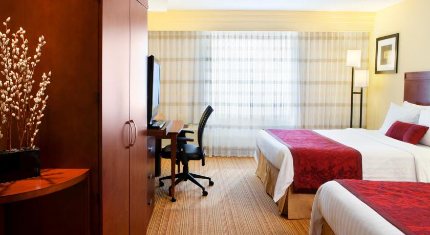 Imagen de la habitación del Hotel Courtyard By Marriott Houston Pearland. Foto 2