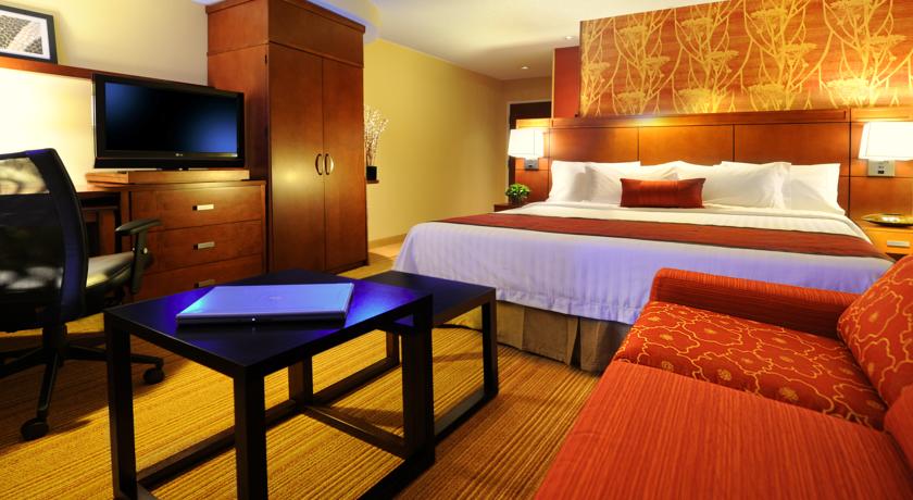 Imagen de la habitación del Hotel Courtyard By Marriott Houston Pearland. Foto 4