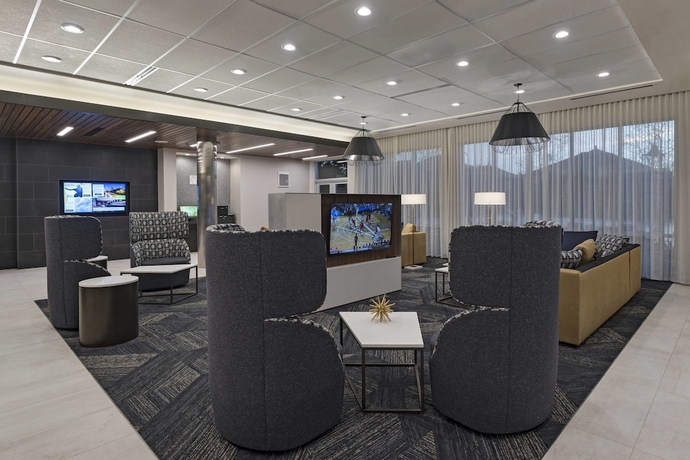 Imagen del bar/restaurante del Hotel Courtyard By Marriott Houston Sugar Land/lake Pointe. Foto 9