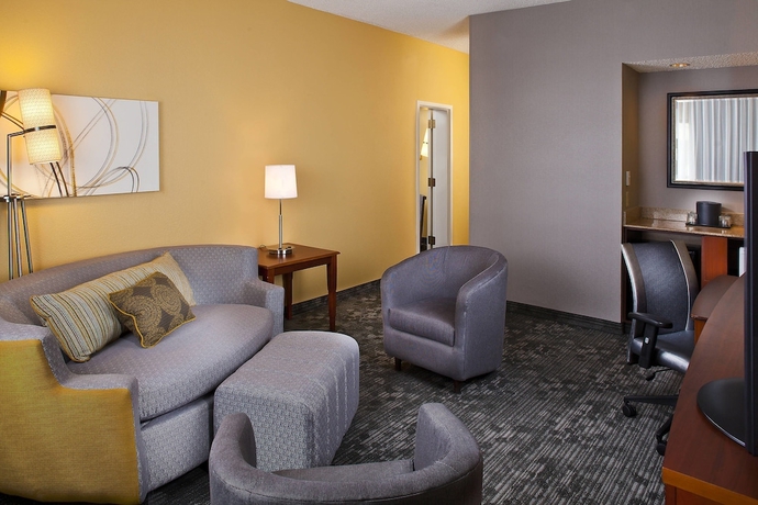 Imagen de la habitación del Hotel Courtyard By Marriott Huntsville University Drive. Foto 7