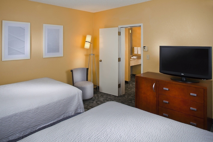 Imagen de la habitación del Hotel Courtyard By Marriott Huntsville University Drive. Foto 10