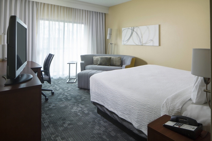 Imagen de la habitación del Hotel Courtyard By Marriott Huntsville University Drive. Foto 14