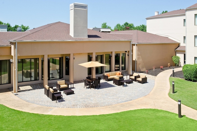 Imagen general del Hotel Courtyard By Marriott Huntsville University Drive. Foto 3