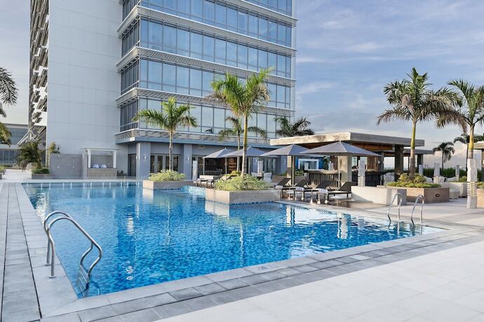Imagen general del Hotel Courtyard By Marriott Iloilo. Foto 13