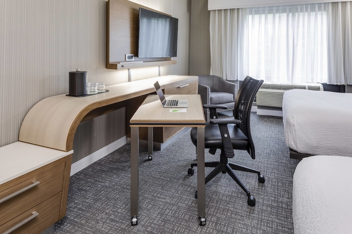 Imagen de la habitación del Hotel Courtyard By Marriott In Portsmouth. Foto 3