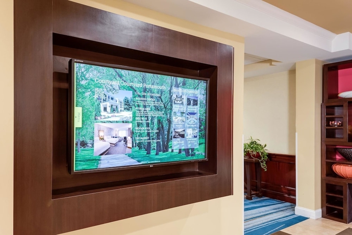 Imagen de los interiores del Hotel Courtyard By Marriott In Portsmouth. Foto 16