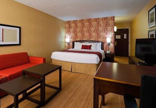 Imagen de la habitación del Hotel Courtyard By Marriott Indianapolis At The Capitol. Foto 3