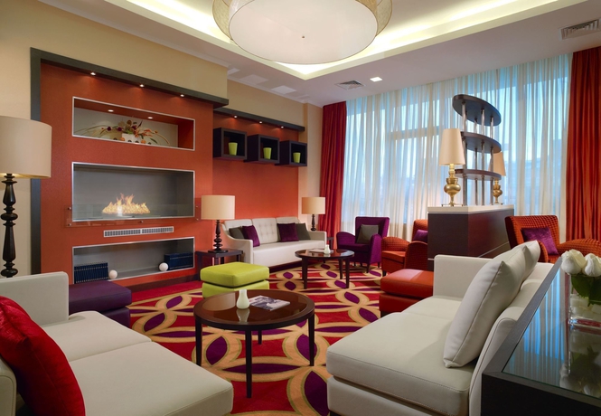 Imagen de los interiores del Hotel Courtyard By Marriott Irkutsk City Center. Foto 12