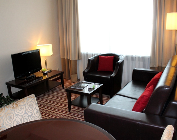 Imagen de la habitación del Hotel Courtyard By Marriott Irkutsk City Center. Foto 8