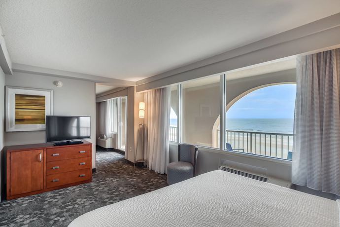 Imagen de la habitación del Hotel Courtyard By Marriott Jacksonville Beach Oceanfront. Foto 8