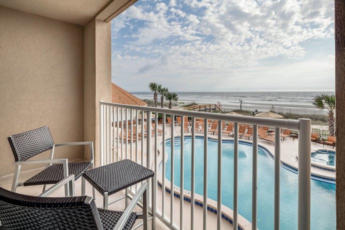 Imagen de la habitación del Hotel Courtyard By Marriott Jacksonville Beach Oceanfront. Foto 11