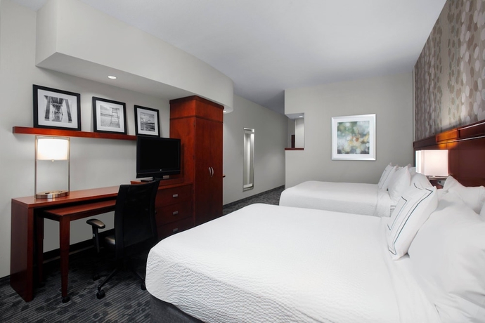 Imagen de la habitación del Hotel Courtyard By Marriott Jacksonville I-295/east Beltway. Foto 7