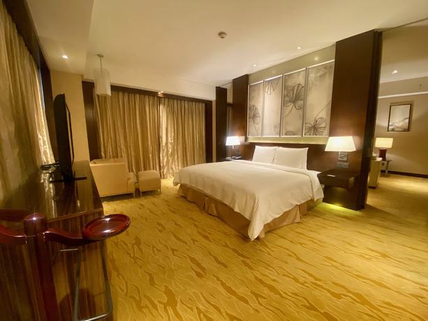 Imagen de la habitación del Hotel Courtyard By Marriott Jiading. Foto 14
