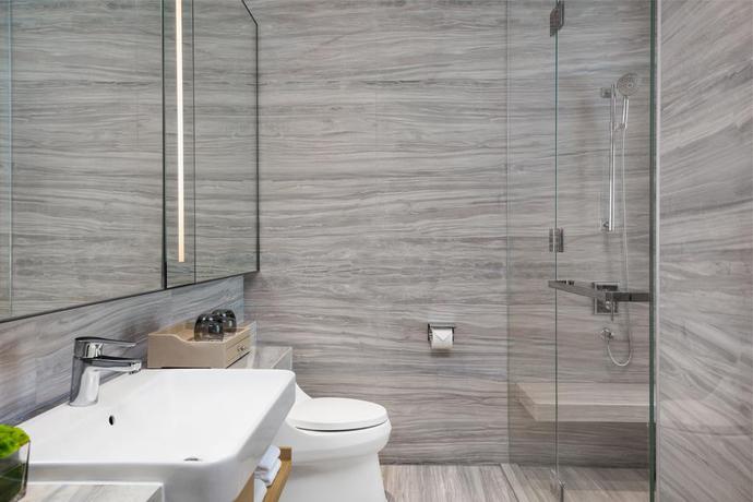 Imagen de la habitación del Hotel Courtyard By Marriott Jiangsu Taizhou. Foto 8