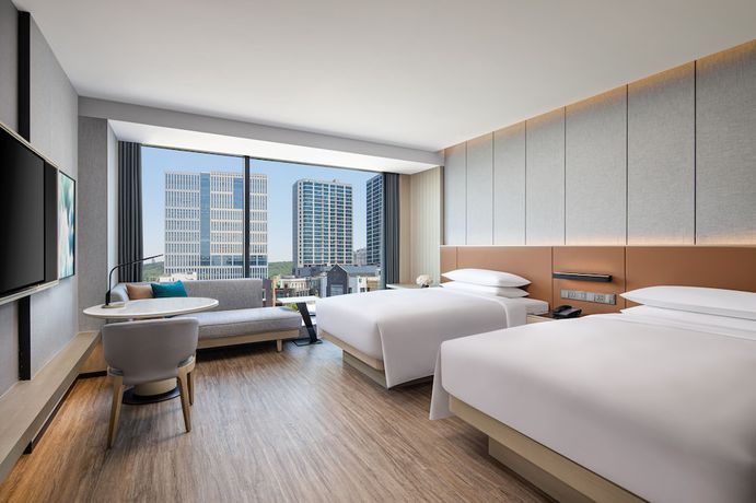 Imagen de la habitación del Hotel Courtyard By Marriott Jiangyin. Foto 8