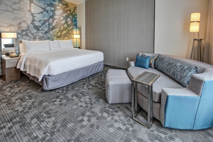 Imagen de la habitación del Hotel Courtyard By Marriott Kansas City Downtown/convention Center. Foto 10