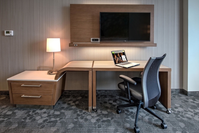 Imagen de la habitación del Hotel Courtyard By Marriott Kansas City Downtown/convention Center. Foto 12