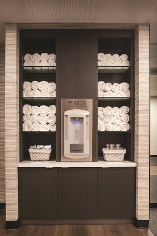 Imagen de los interiores del Hotel Courtyard By Marriott Kansas City Olathe. Foto 17