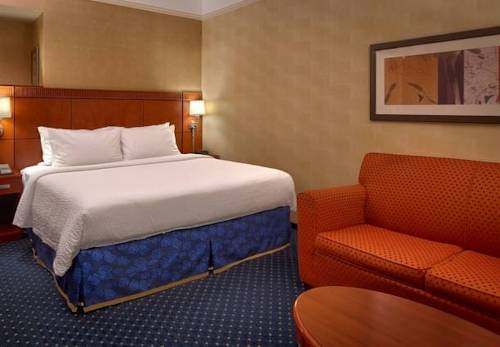 Imagen de la habitación del Hotel Courtyard By Marriott Kansas City Shawnee. Foto 2