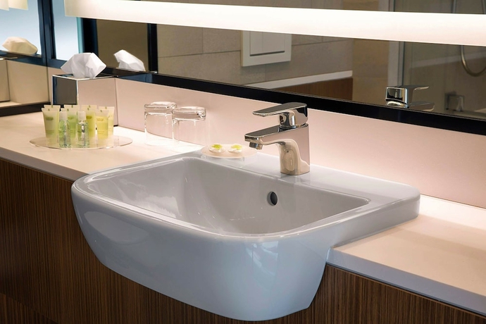 Imagen de la habitación del Hotel Courtyard By Marriott Katowice City Center. Foto 11