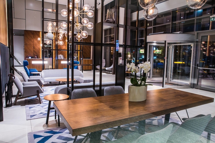 Imagen de los interiores del Hotel Courtyard By Marriott Katowice City Center. Foto 18