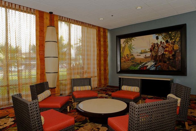 Imagen general del Hotel Courtyard By Marriott King Kamehameha's Kona Beach. Foto 2