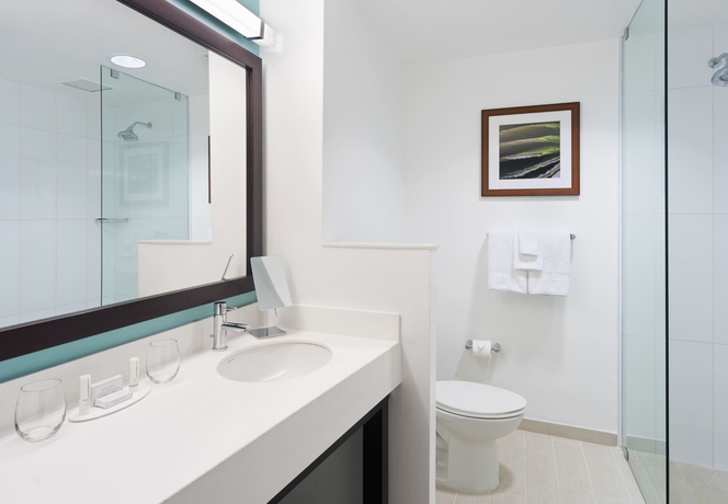 Imagen de la habitación del Hotel Courtyard By Marriott Kingston, Jamaica. Foto 3