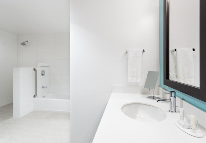 Imagen de la habitación del Hotel Courtyard By Marriott Kingston, Jamaica. Foto 7