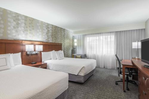 Imagen de la habitación del Hotel Courtyard By Marriott Knoxville Cedar Bluff. Foto 14