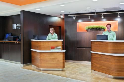 Imagen general del Hotel Courtyard By Marriott Knoxville Cedar Bluff. Foto 2