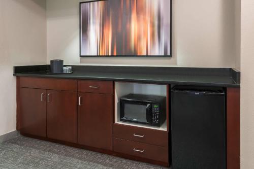 Imagen general del Hotel Courtyard By Marriott Knoxville Cedar Bluff. Foto 5