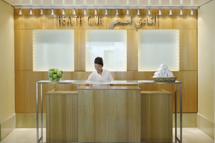 Imagen de la piscina del Hotel Courtyard By Marriott Kuwait City. Foto 14