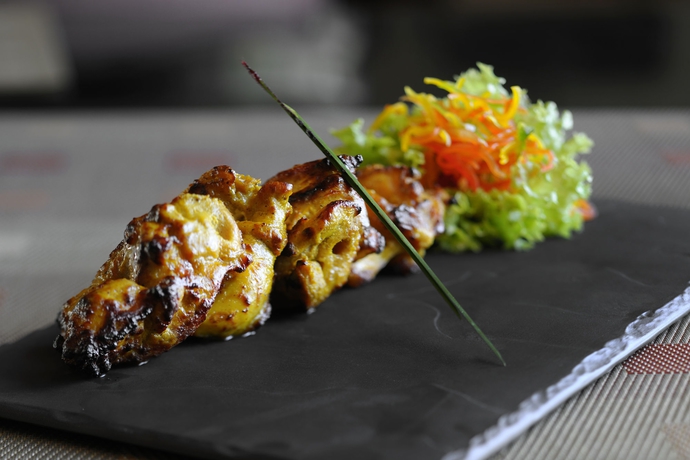 Imagen del bar/restaurante del Hotel Courtyard By Marriott Kuwait City. Foto 5