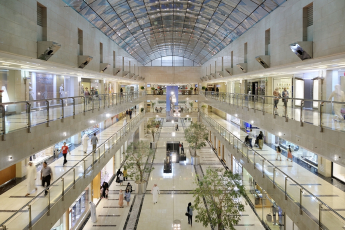 Imagen de los interiores del Hotel Courtyard By Marriott Kuwait City. Foto 13