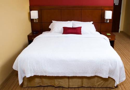 Imagen de la habitación del Hotel Courtyard By Marriott La Crosse. Foto 2