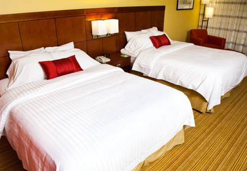 Imagen de la habitación del Hotel Courtyard By Marriott La Crosse. Foto 3
