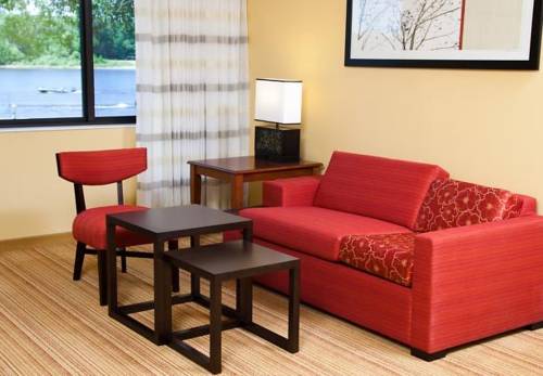 Imagen de la habitación del Hotel Courtyard By Marriott La Crosse. Foto 4