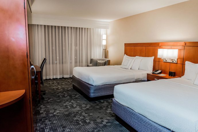 Imagen de la habitación del Hotel Courtyard By Marriott Lafayette. Foto 4