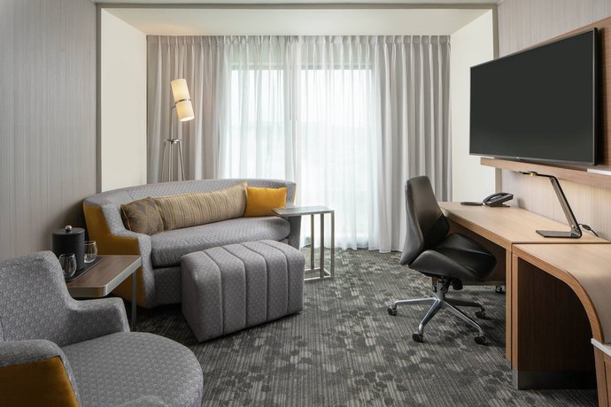 Imagen de la habitación del Hotel Courtyard By Marriott Lafayette South. Foto 4